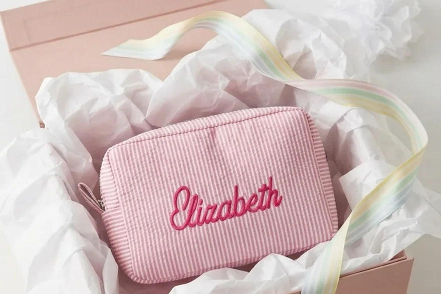 China vs Vietnam vs India Cosmetic Bag Sourcing Comparison — Beauty bag material and construction detail