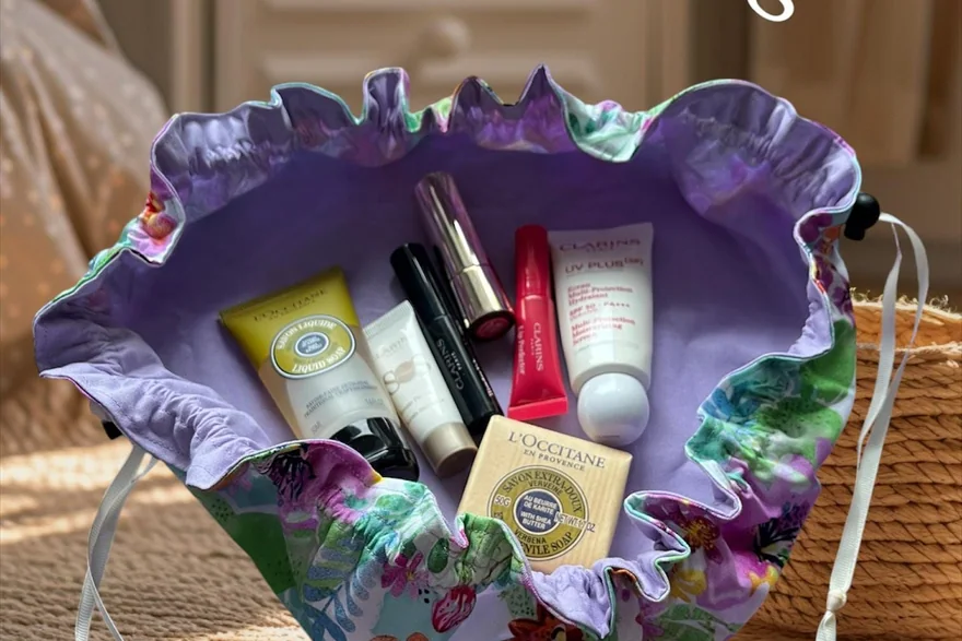 Frequently Asked Questions — Custom logo cosmetic bag sample