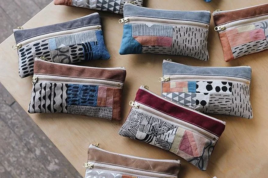 How to Clean a Cosmetic Bag — Bulk cosmetic bag production detail