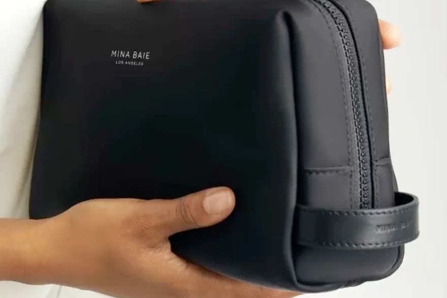 Premium vs Budget Cosmetic Bags — Custom cosmetic bag and makeup bag programme