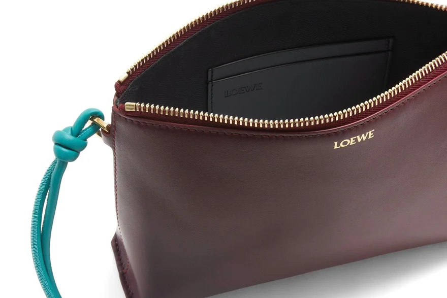 PVC vs TPU vs EVA Cosmetic Bags — Custom cosmetic bag and makeup bag programme
