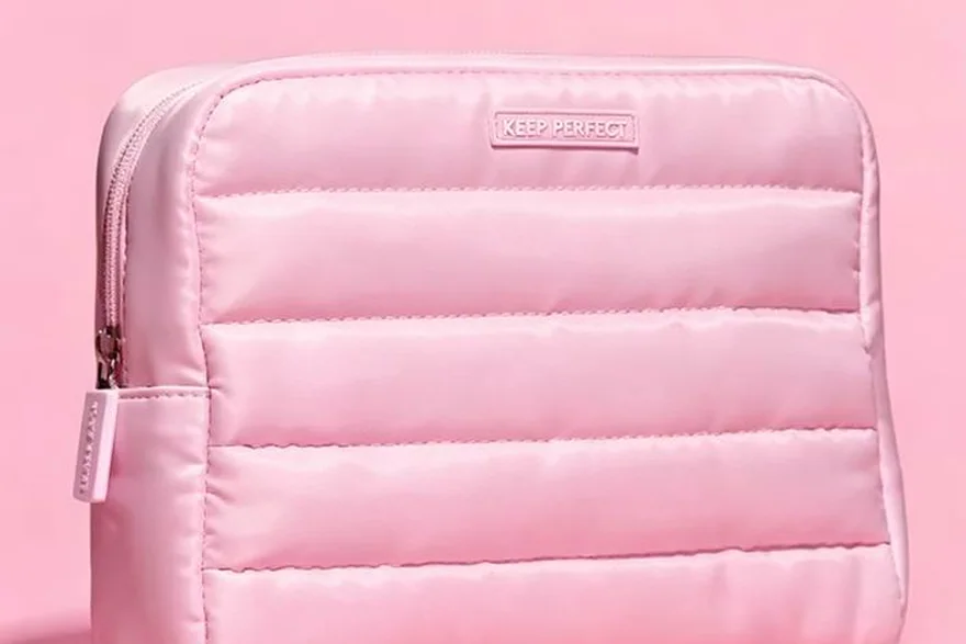 Travel Cosmetic Bags with Clear Compartments — Bulk cosmetic bag production detail